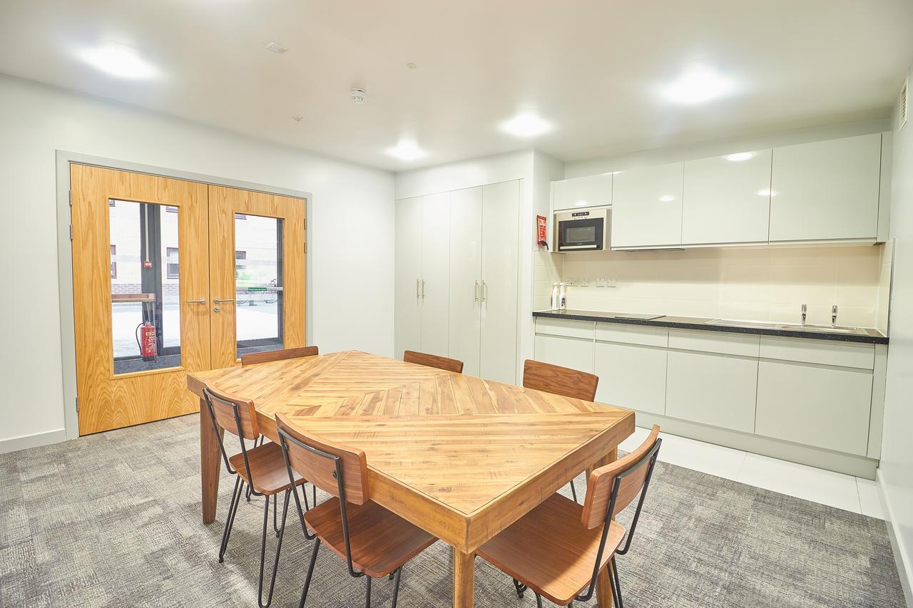 Destiny Student - Meadow Court Apartment Edinburgh Exterior foto