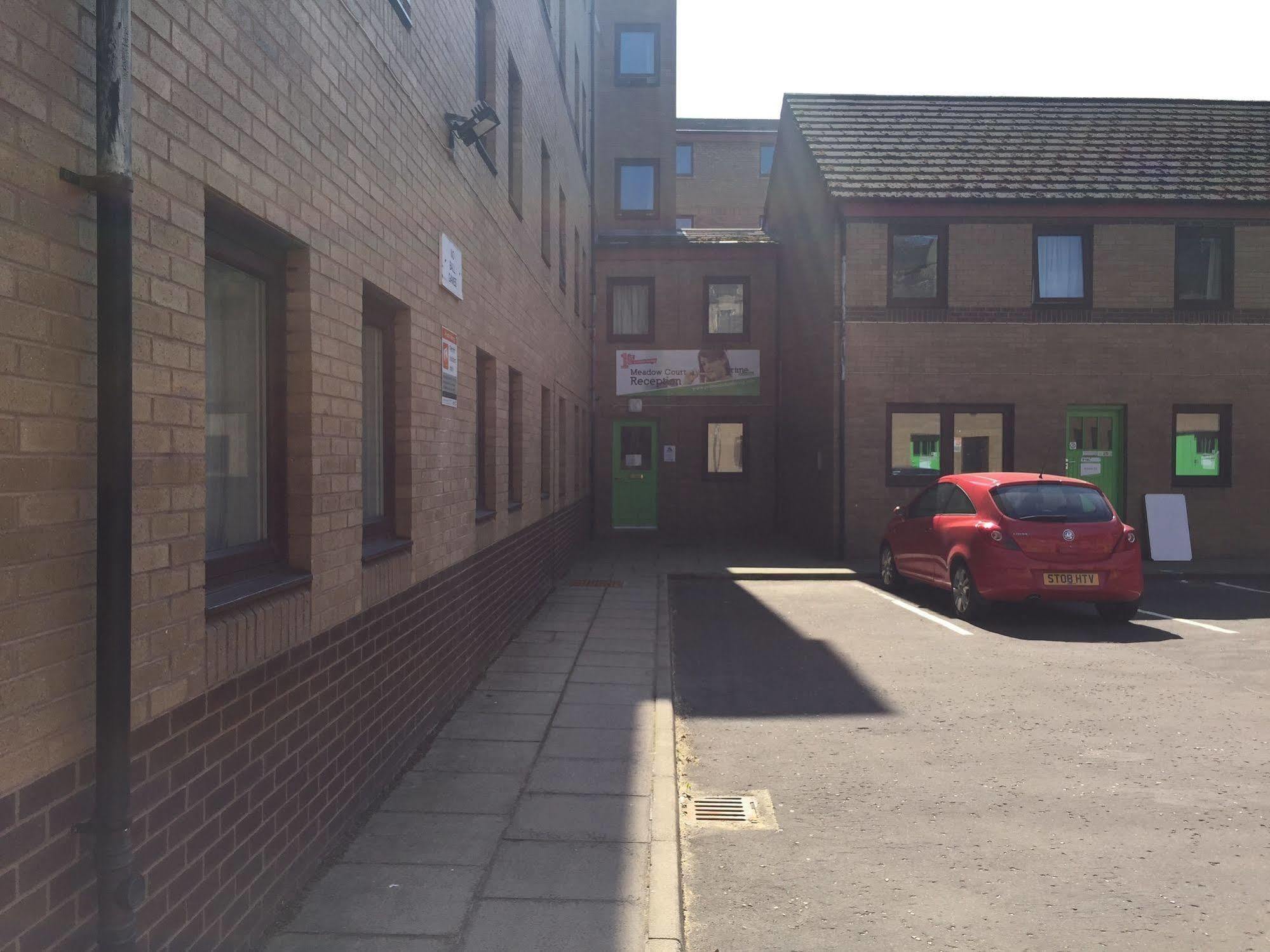 Destiny Student - Meadow Court Apartment Edinburgh Exterior foto
